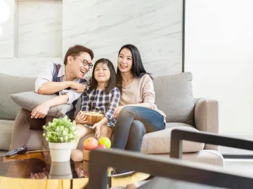 สโลว์ไลฟ์ในบ้านของเรา: เหตุผลที่การอยู่บ้านช่วยให้ชีวิตช้าลงและมีความหมายยิ่งขึ้น