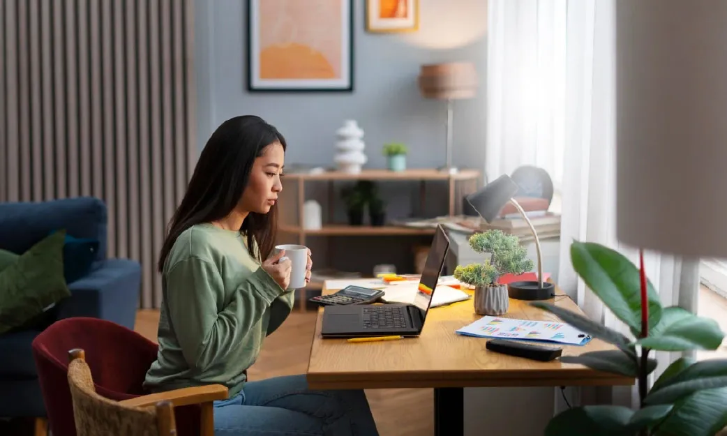 วิธีเลือกโต๊ะและเก้าอี้ทำงานที่บ้าน: ส่งเสริมสุขภาพ เพิ่มประสิทธิภาพในการทำงาน